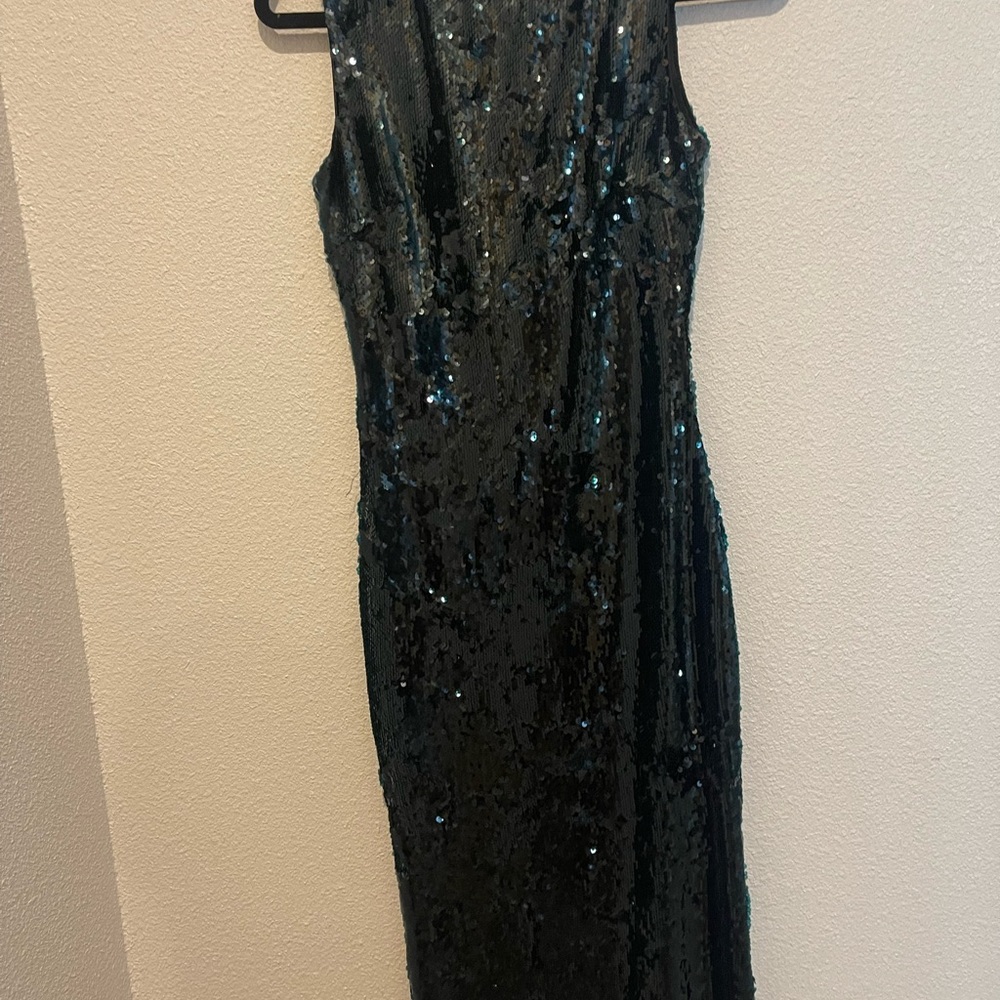Dress - Picture 6 of 6